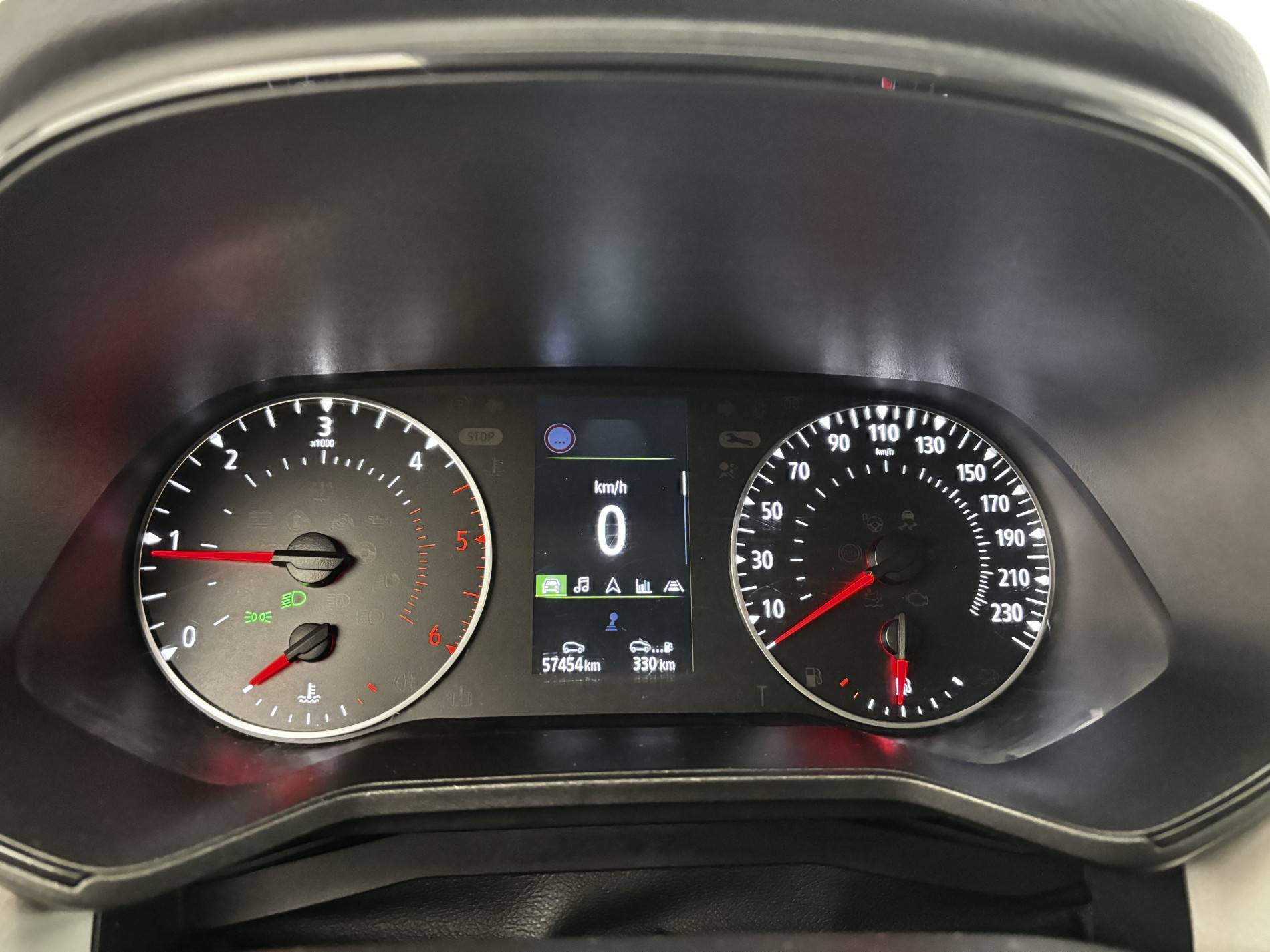 Vente en ligne Renault Clio 5 Clio Blue dCi 100 au prix de 15 100 €