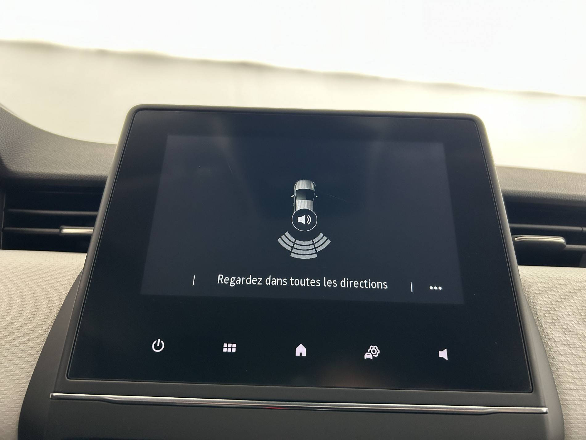 Vente en ligne Renault Clio 5 Clio Blue dCi 100 au prix de 15 450 €