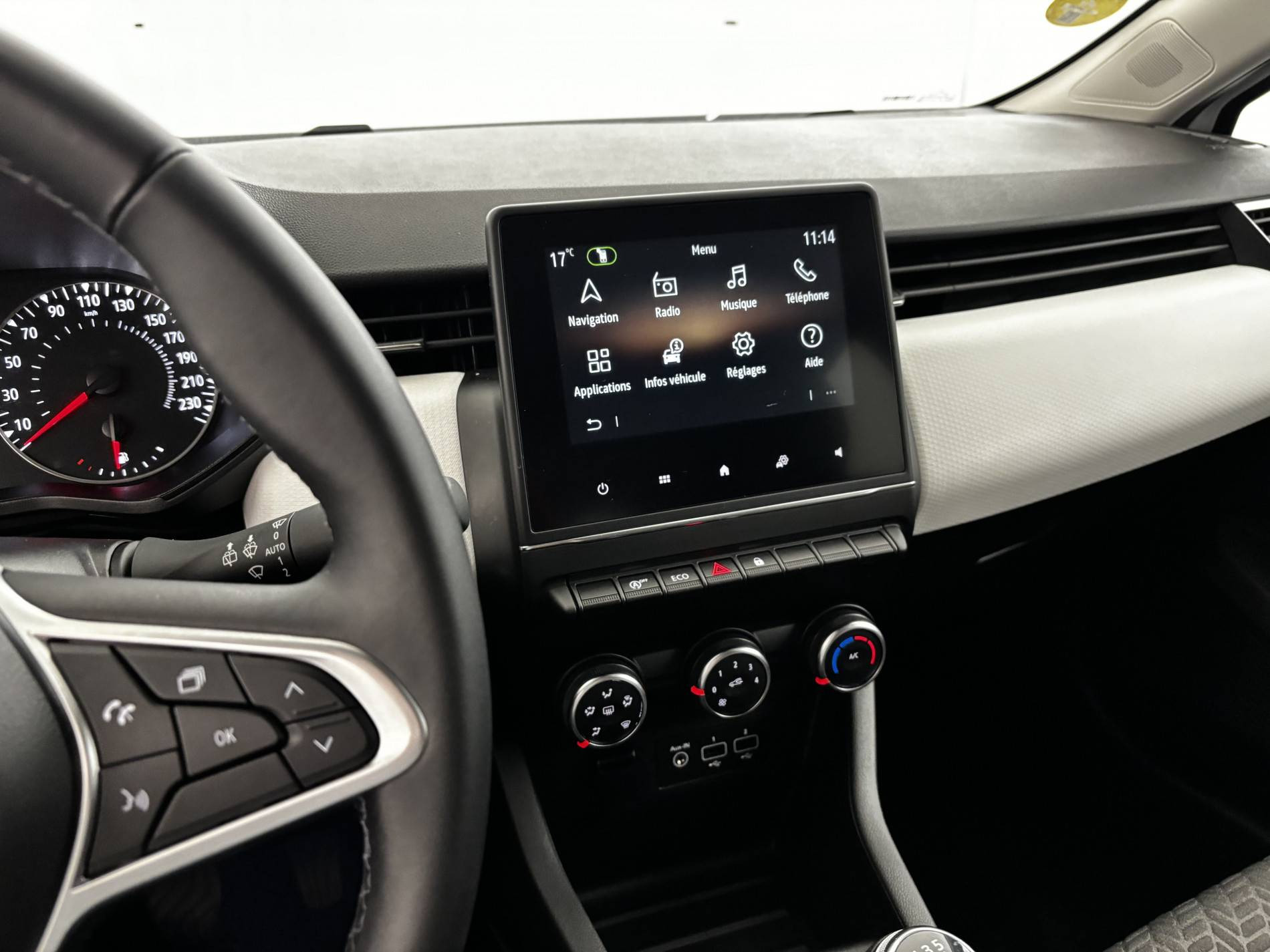 Vente en ligne Renault Clio 5 Clio Blue dCi 100 au prix de 15 100 €