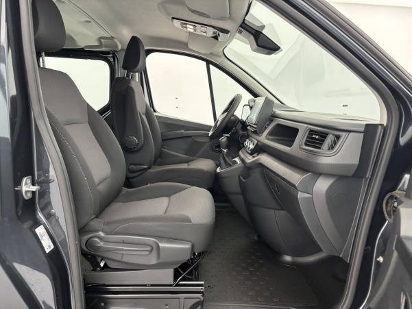 Vente en ligne Renault Trafic Cabine Approfondie TRAFIC CA L1H1 3000 KG BLUE DCI 150 EDC au prix de 27 000 €