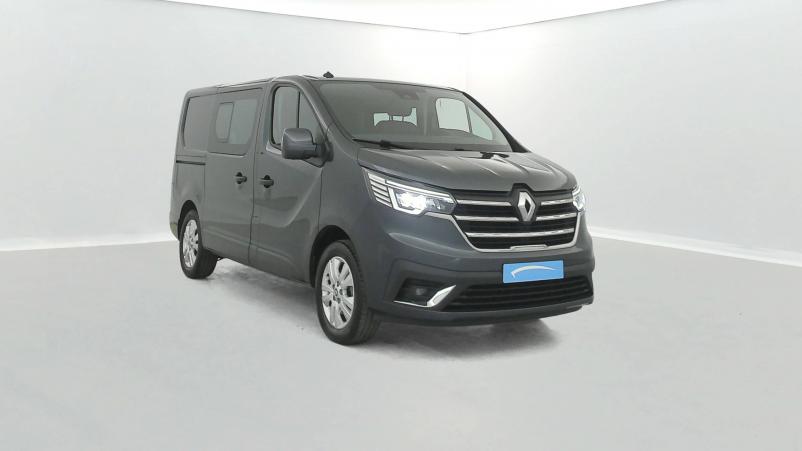 Vente en ligne Renault Trafic Cabine Approfondie TRAFIC CA L1H1 3000 KG BLUE DCI 150 EDC au prix de 27 000 €