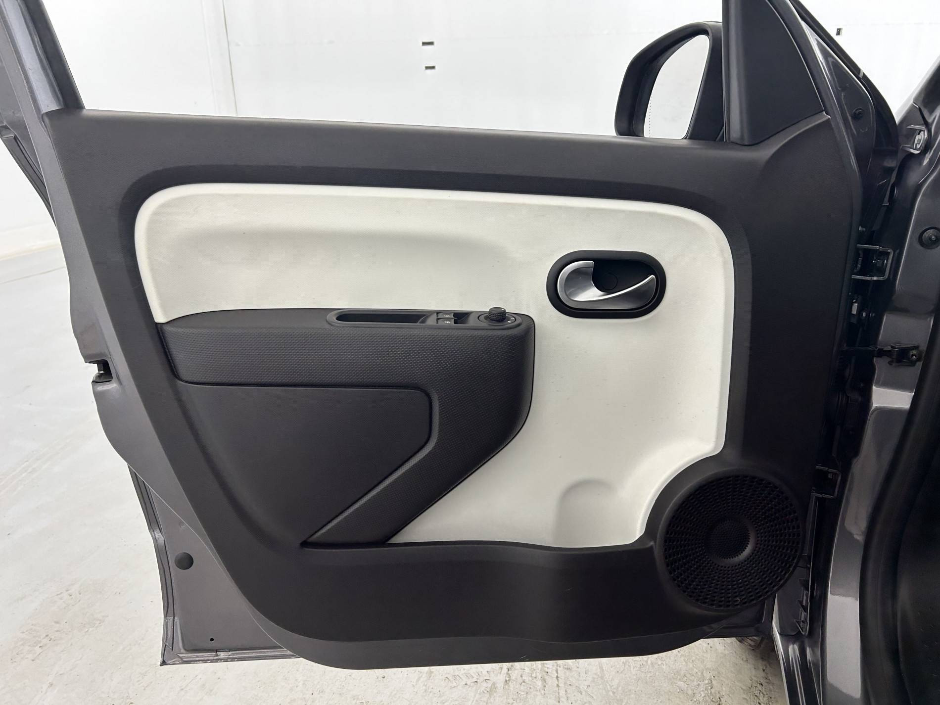 Vente en ligne Renault Twingo Electrique Twingo III Achat Intégral - 21 au prix de 10 500 €