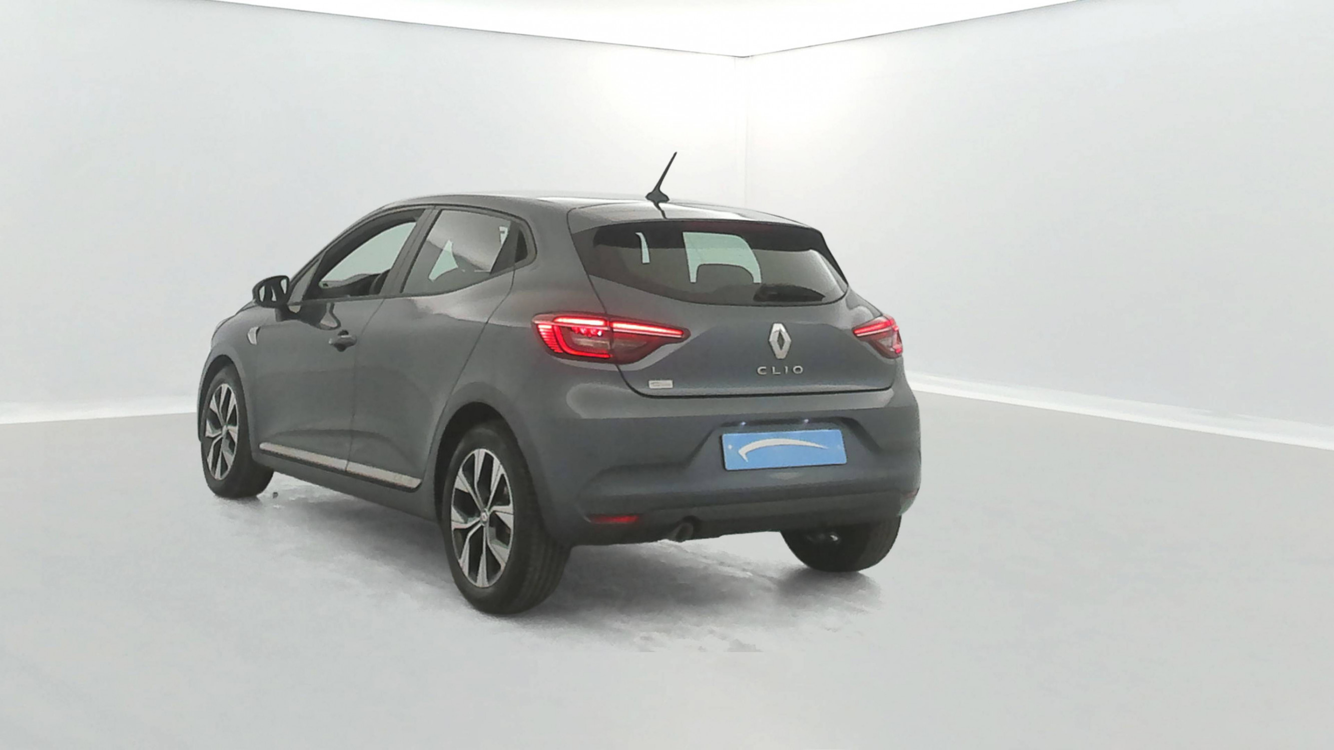 Vente en ligne Renault Clio 5 Clio TCe 90 - 21N au prix de 15 400 €