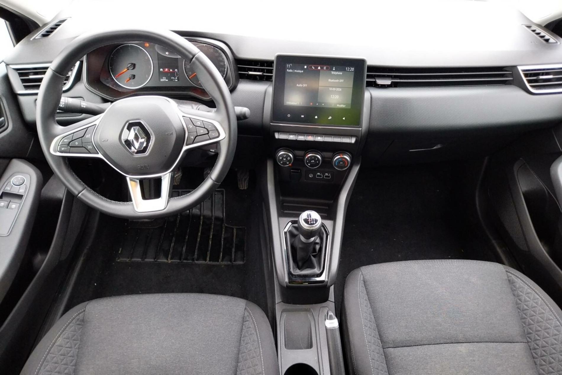 Vente en ligne Renault Clio 5 Clio TCe 90 au prix de 14 300 €