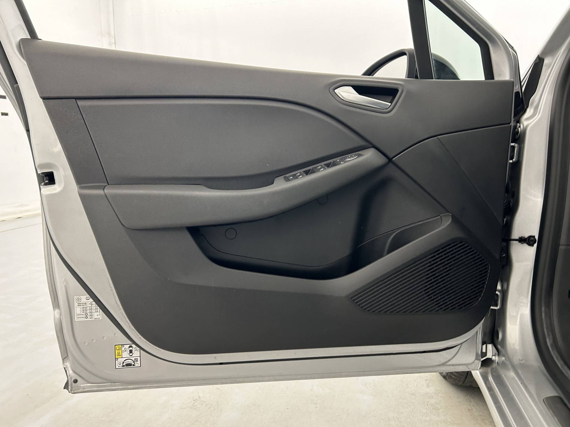 Vente en ligne Renault Clio 5 Clio TCe 90 - 21N au prix de 13 800 €