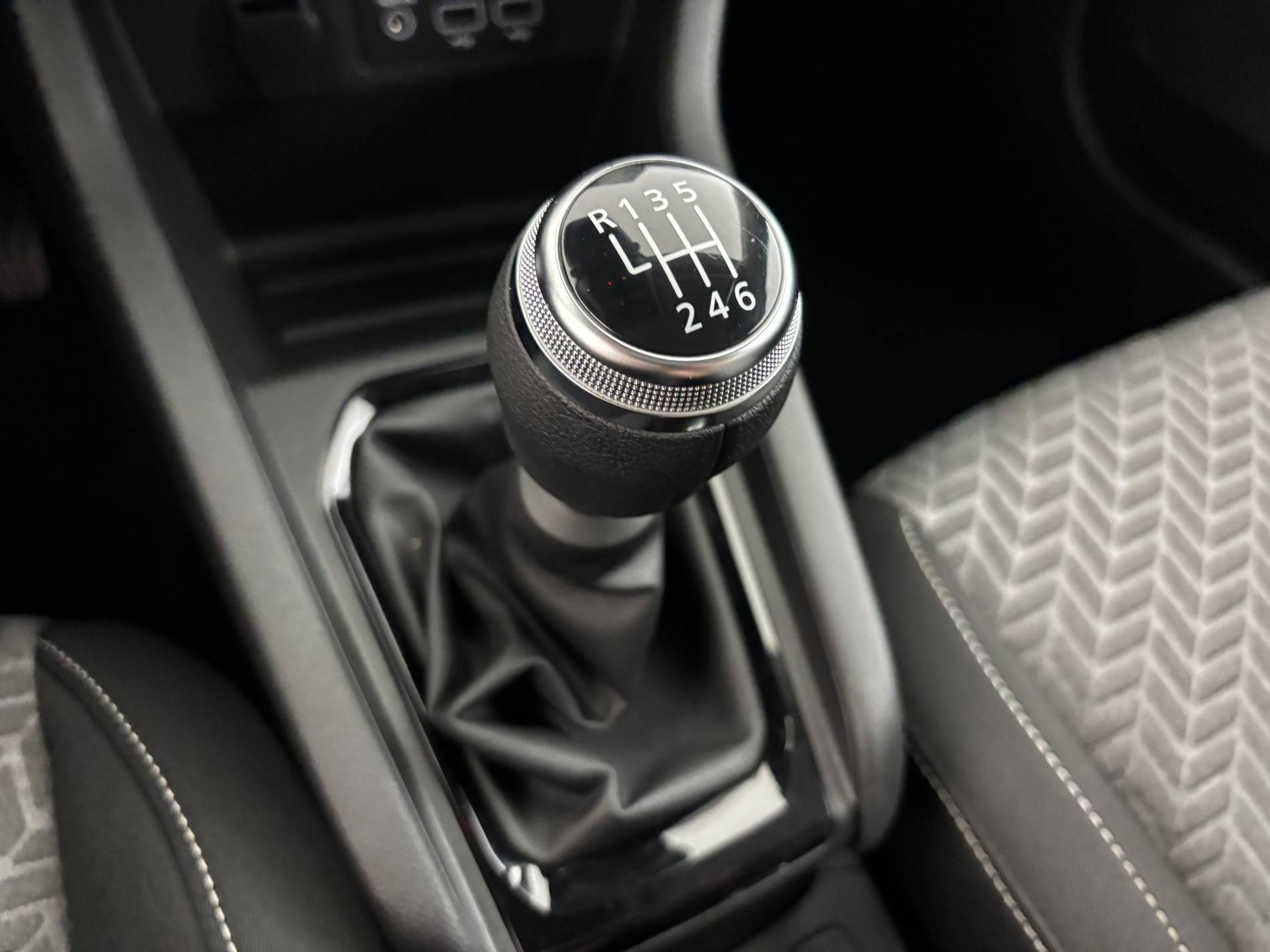 Vente en ligne Renault Clio 5 Clio TCe 90 au prix de 13 990 €