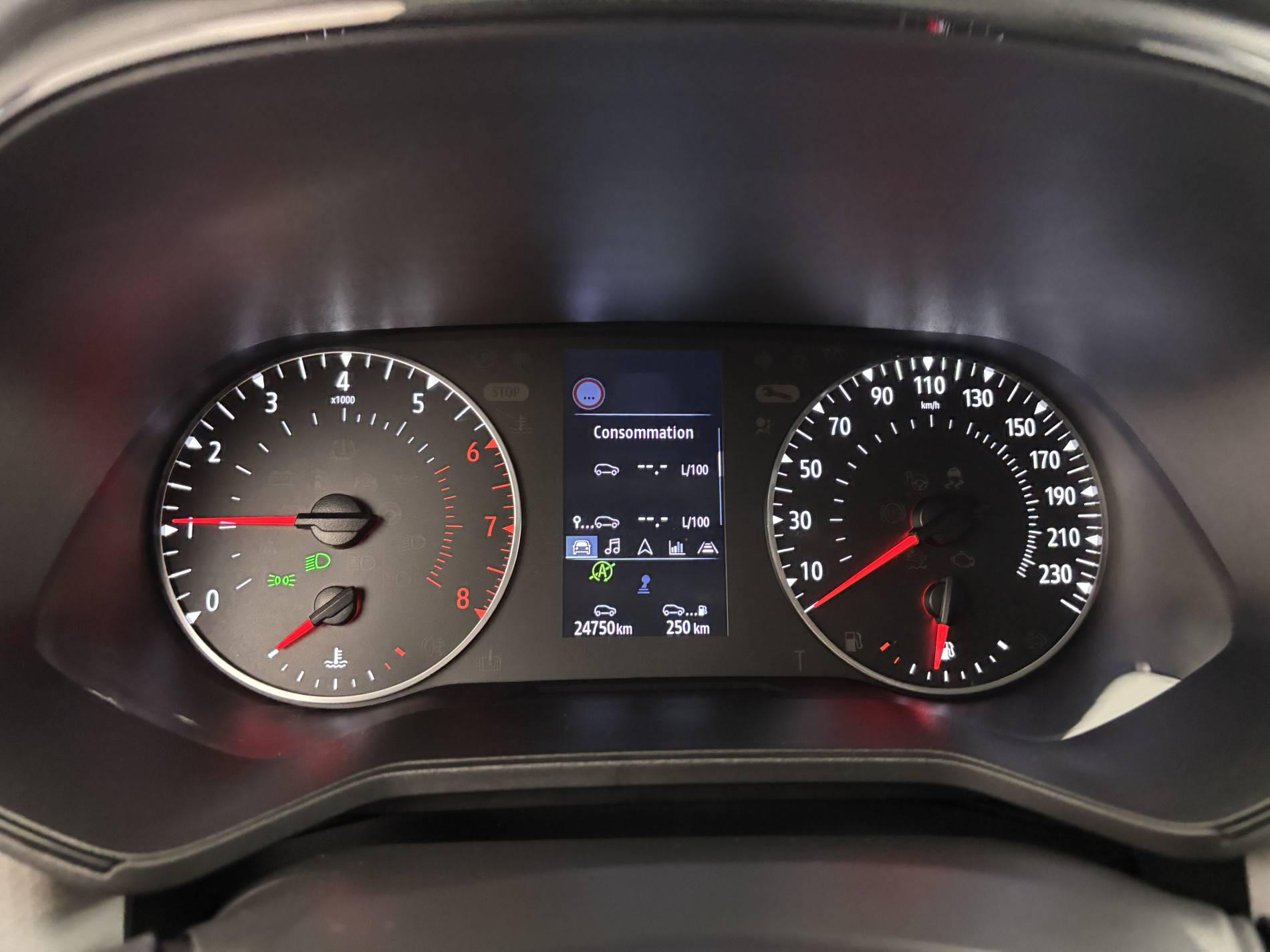 Vente en ligne Renault Clio 5 Clio TCe 90 au prix de 13 990 €