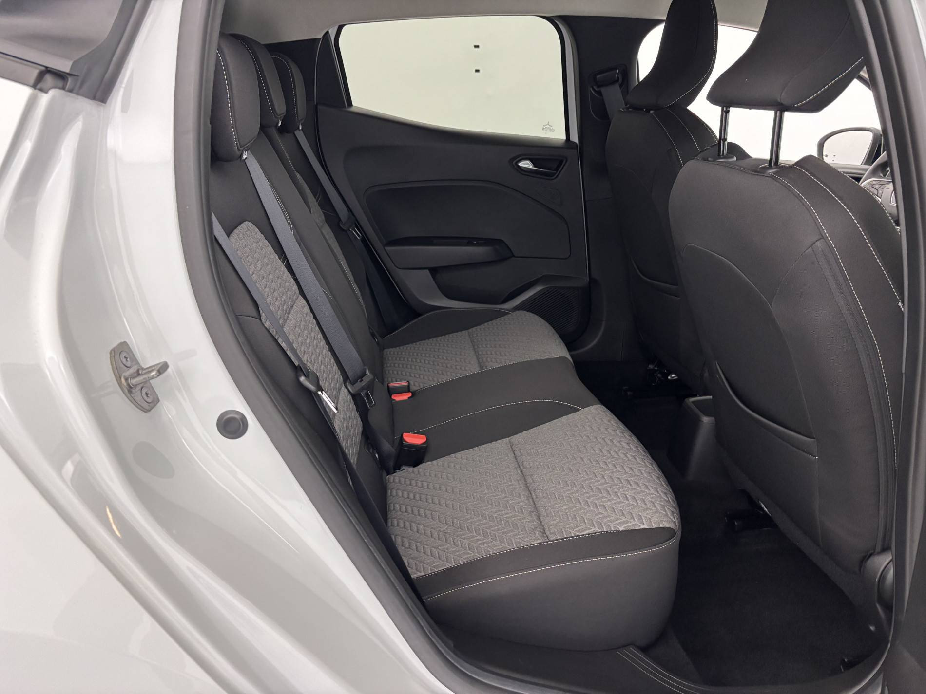 Vente en ligne Renault Clio 5 Clio TCe 90 au prix de 13 990 €