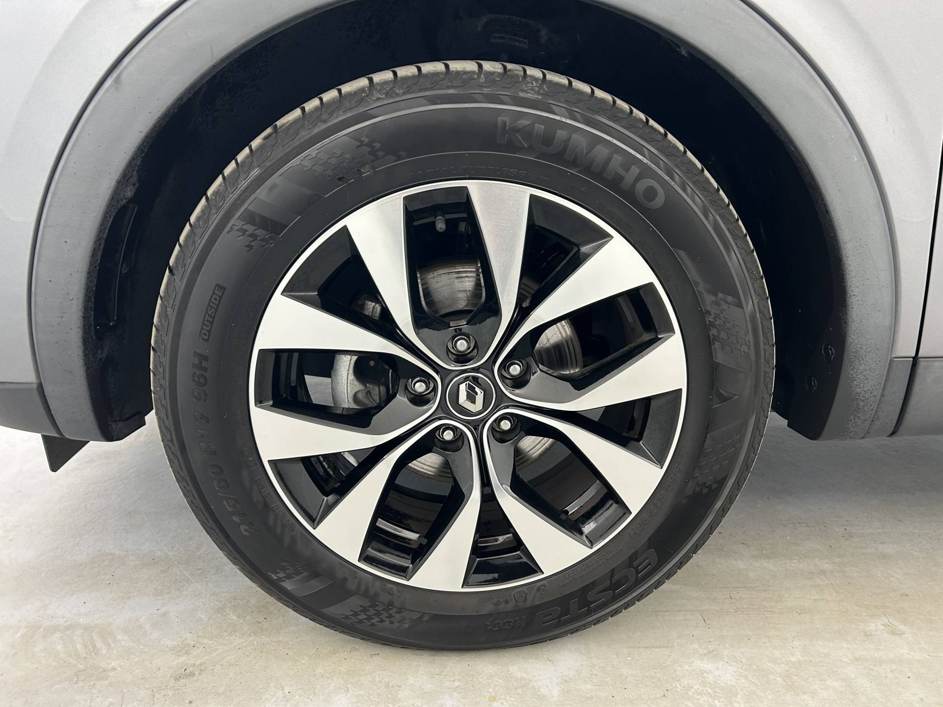 Vente en ligne Renault Arkana  mild hybrid 140 EDC FAP - 22 au prix de 19 990 €