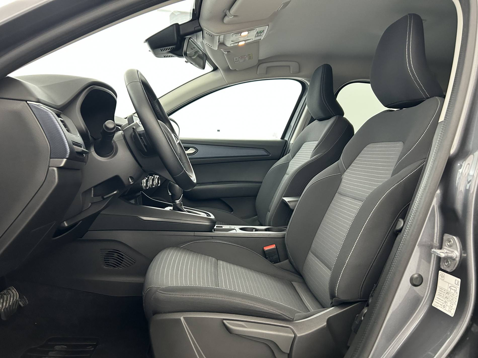 Vente en ligne Renault Arkana  mild hybrid 140 EDC FAP - 22 au prix de 19 990 €