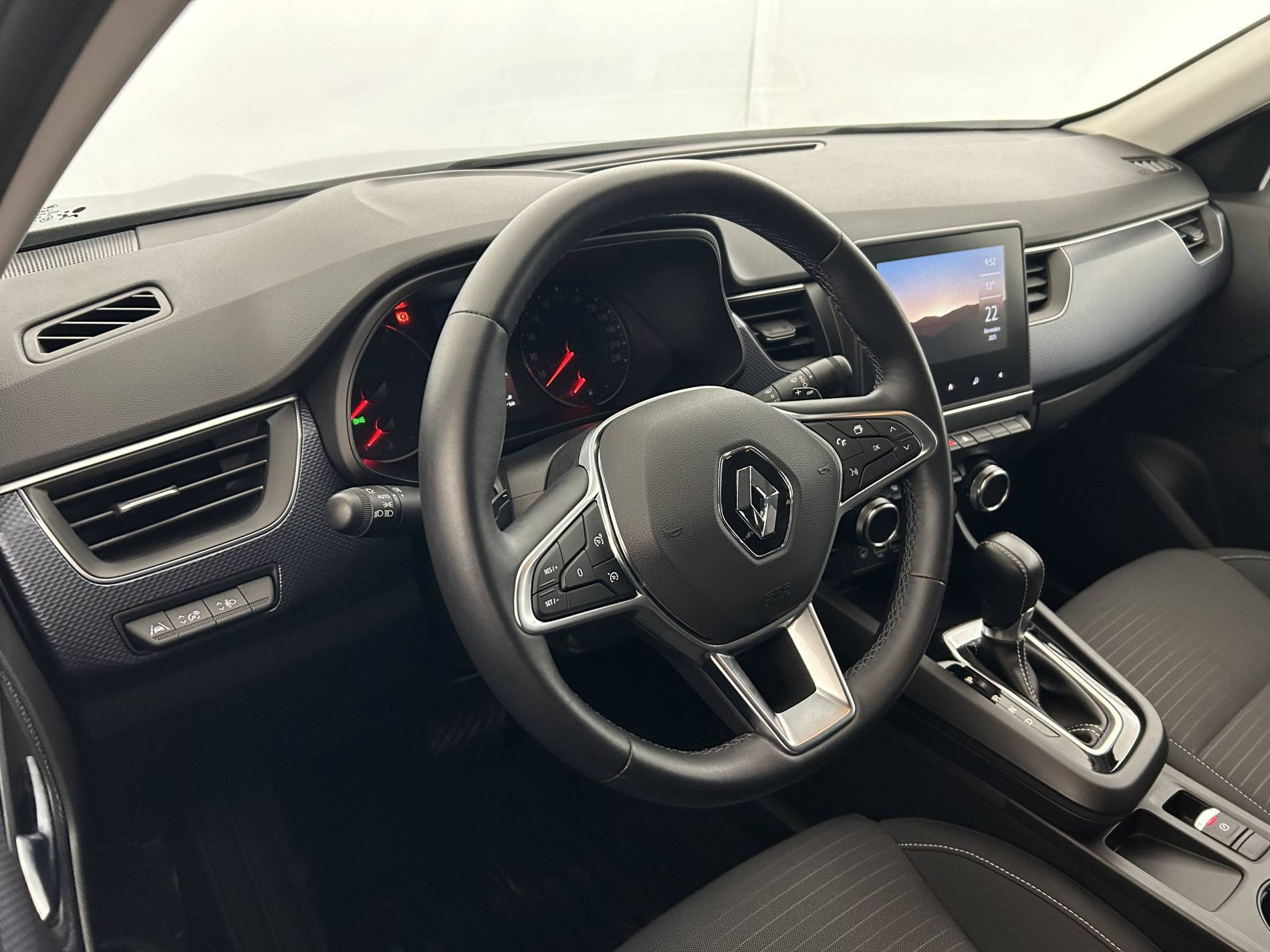 Vente en ligne Renault Arkana  mild hybrid 140 EDC FAP - 22 au prix de 19 990 €