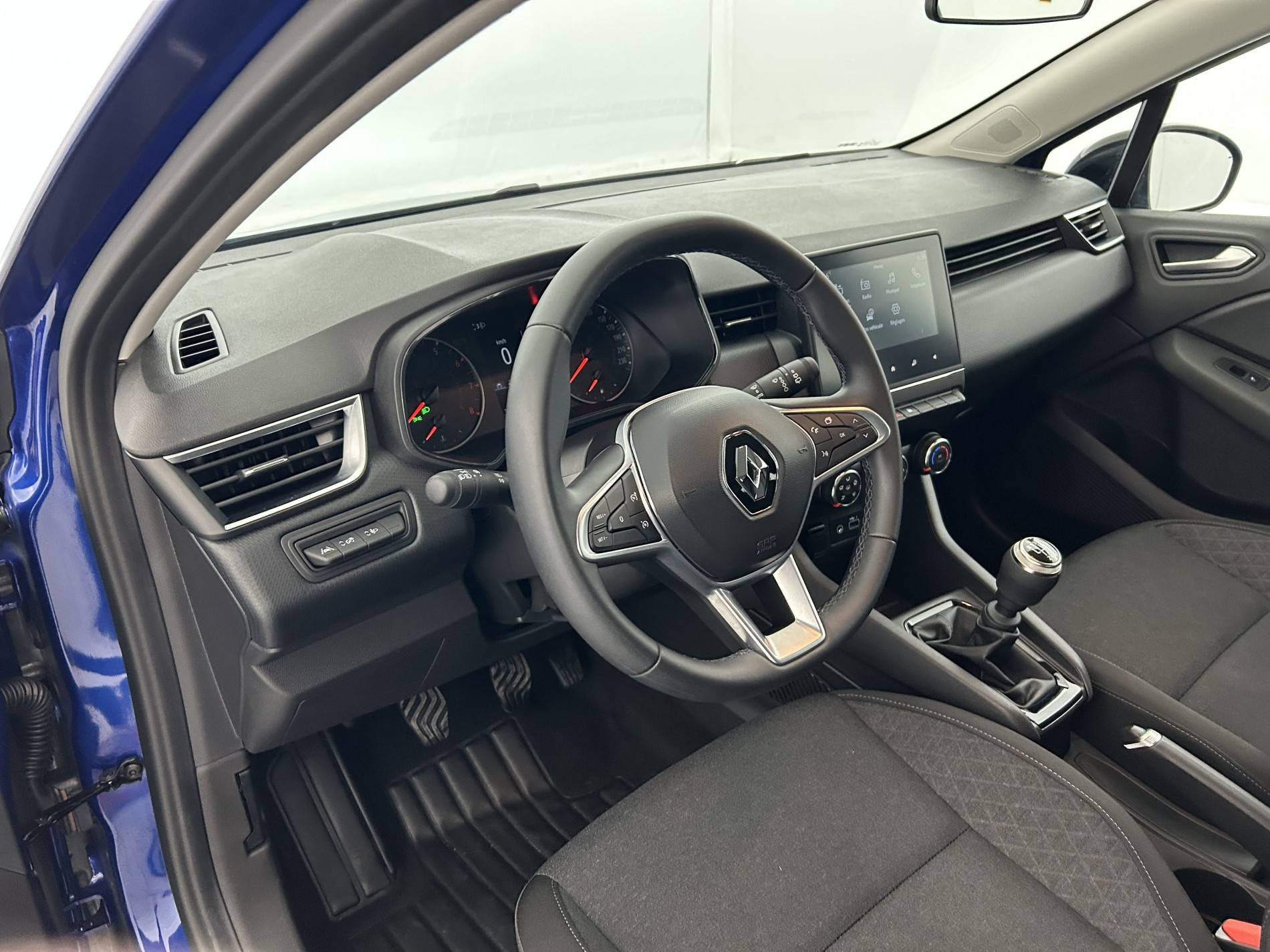 Vente en ligne Renault Clio 5 Clio TCe 90 au prix de 14 050 €
