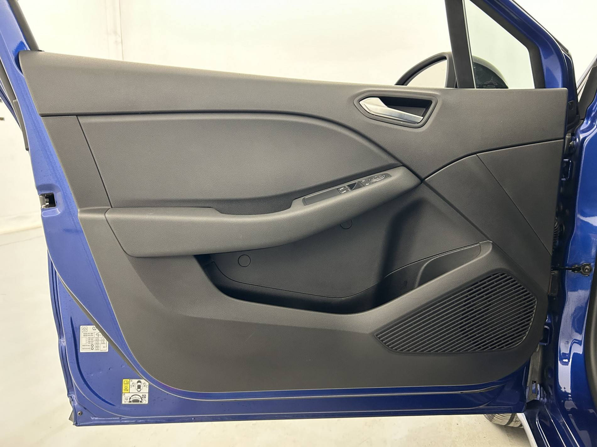 Vente en ligne Renault Clio 5 Clio TCe 90 au prix de 14 050 €