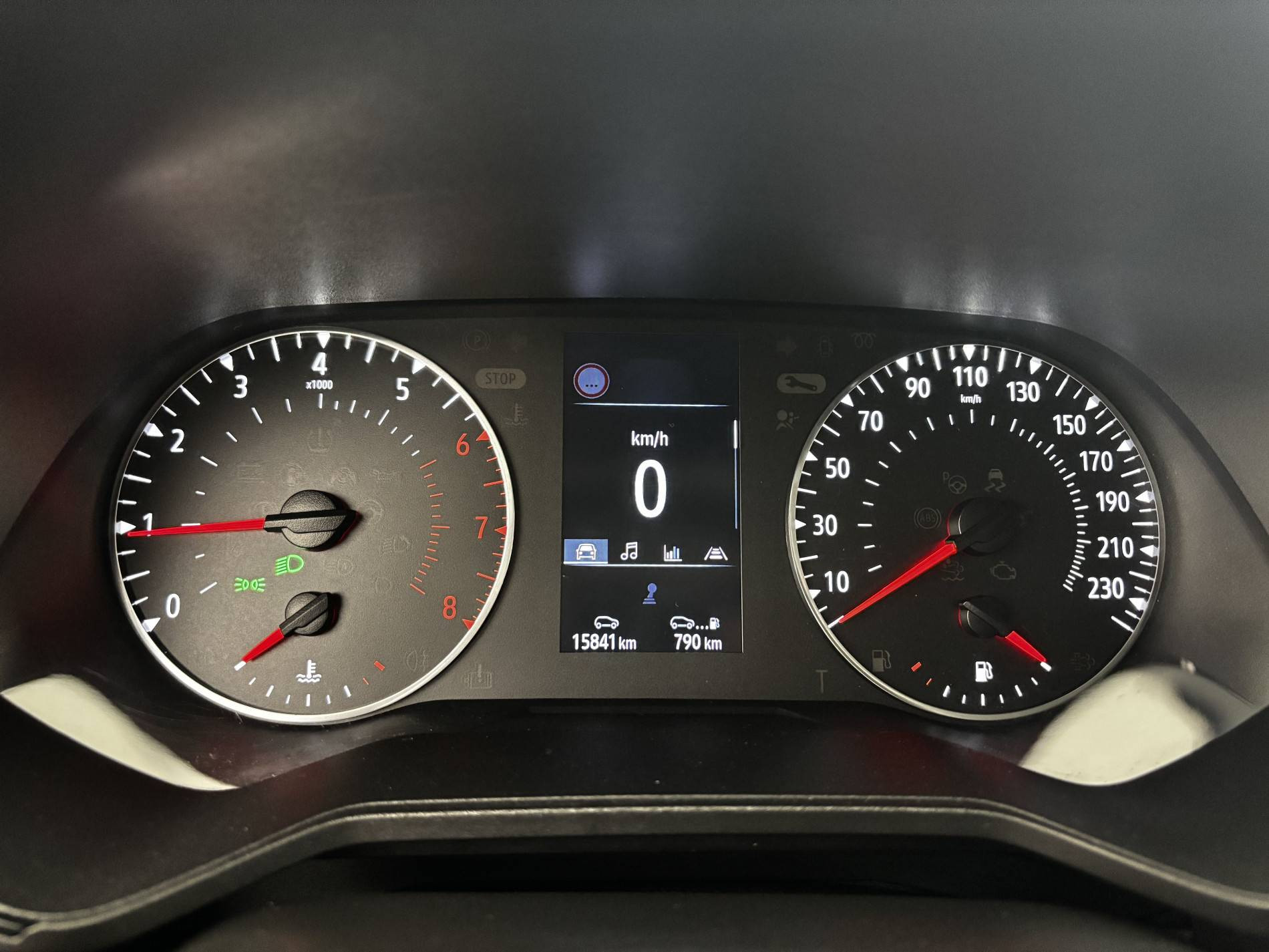 Vente en ligne Renault Clio 5 Clio TCe 90 au prix de 14 350 €