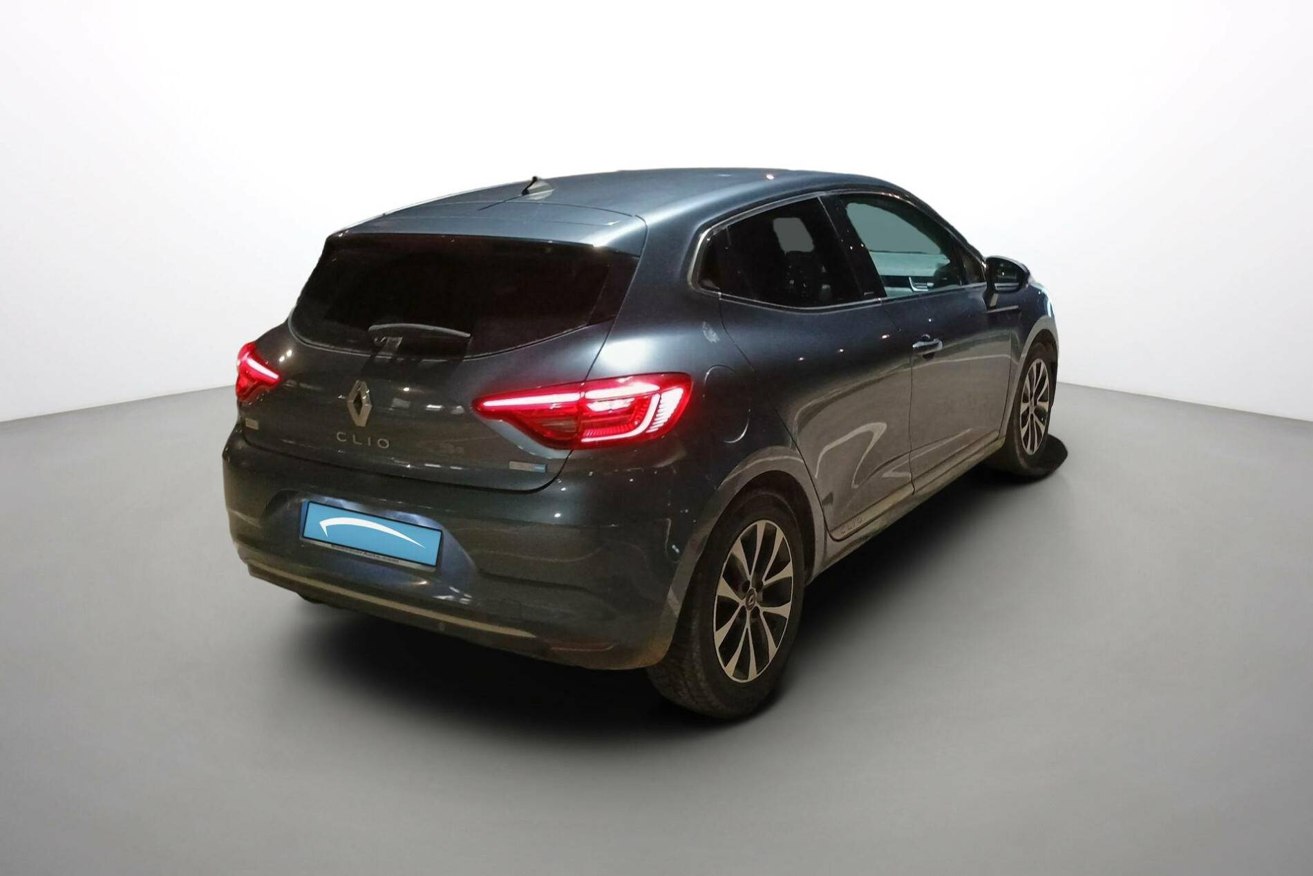 Vente en ligne Renault Clio 5 Clio E-Tech 140 au prix de 16 500 €