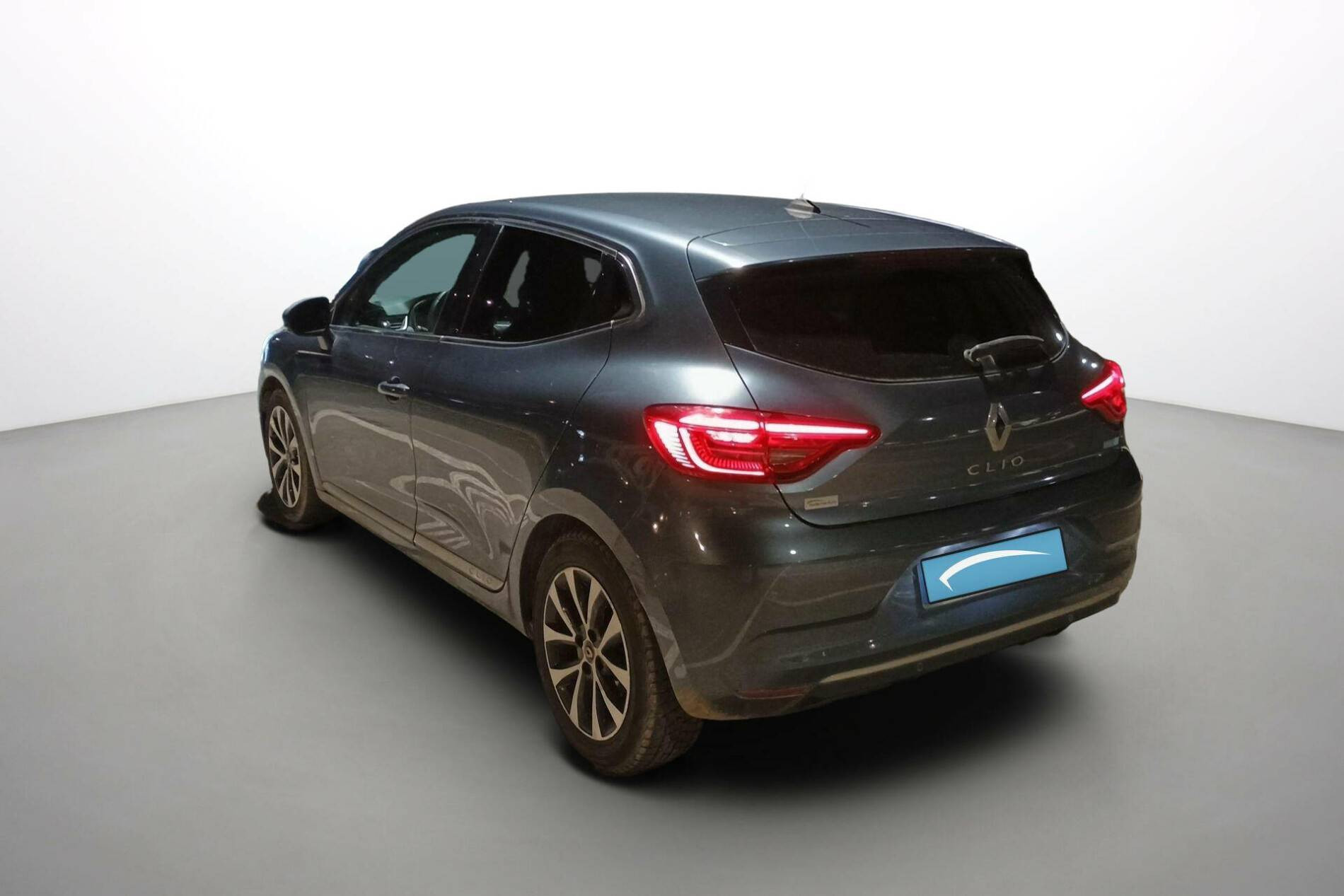 Vente en ligne Renault Clio 5 Clio E-Tech 140 au prix de 16 500 €