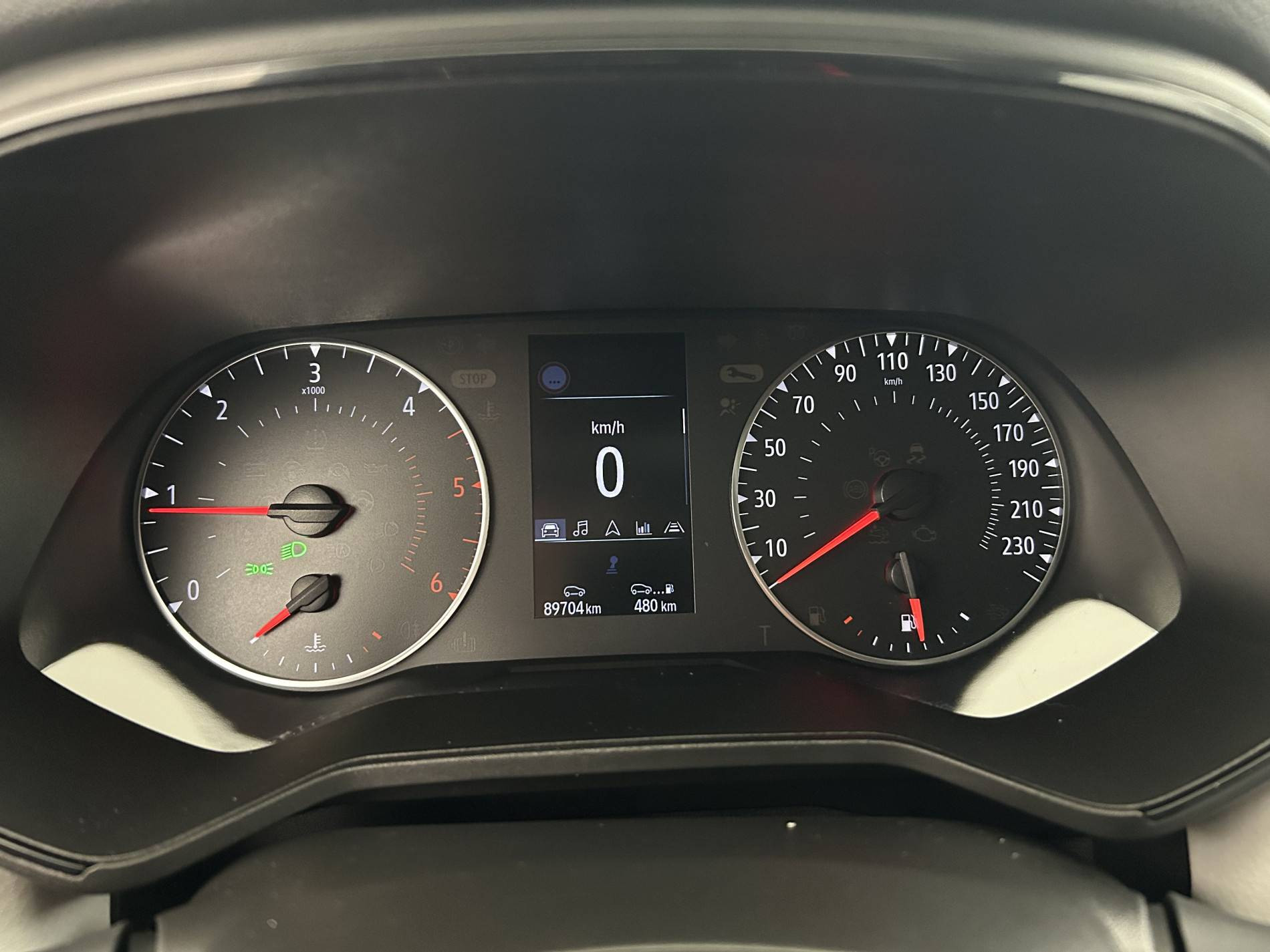 Vente en ligne Renault Clio 5 Clio Blue dCi 100 au prix de 13 500 €