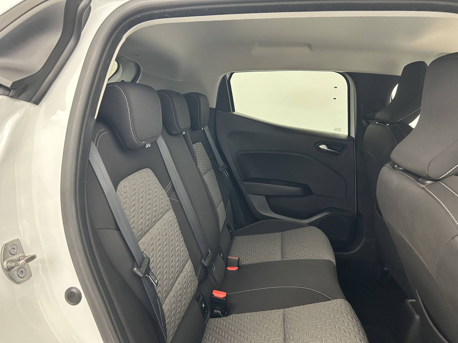 Vente en ligne Renault Clio 5 Clio Blue dCi 100 au prix de 13 500 €