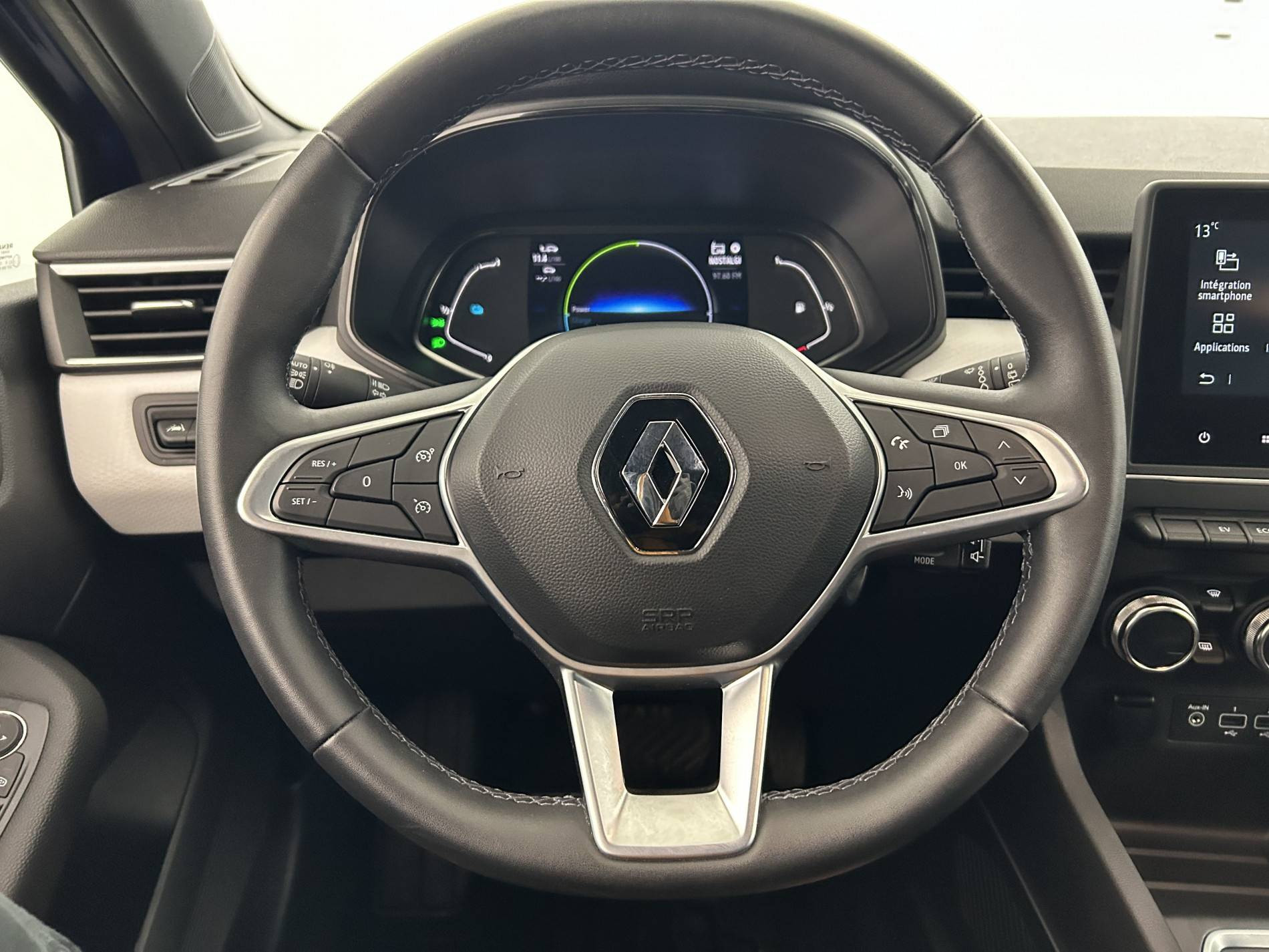 Vente en ligne Renault Clio 5 Clio E-Tech 140 - 21N au prix de 16 700 €