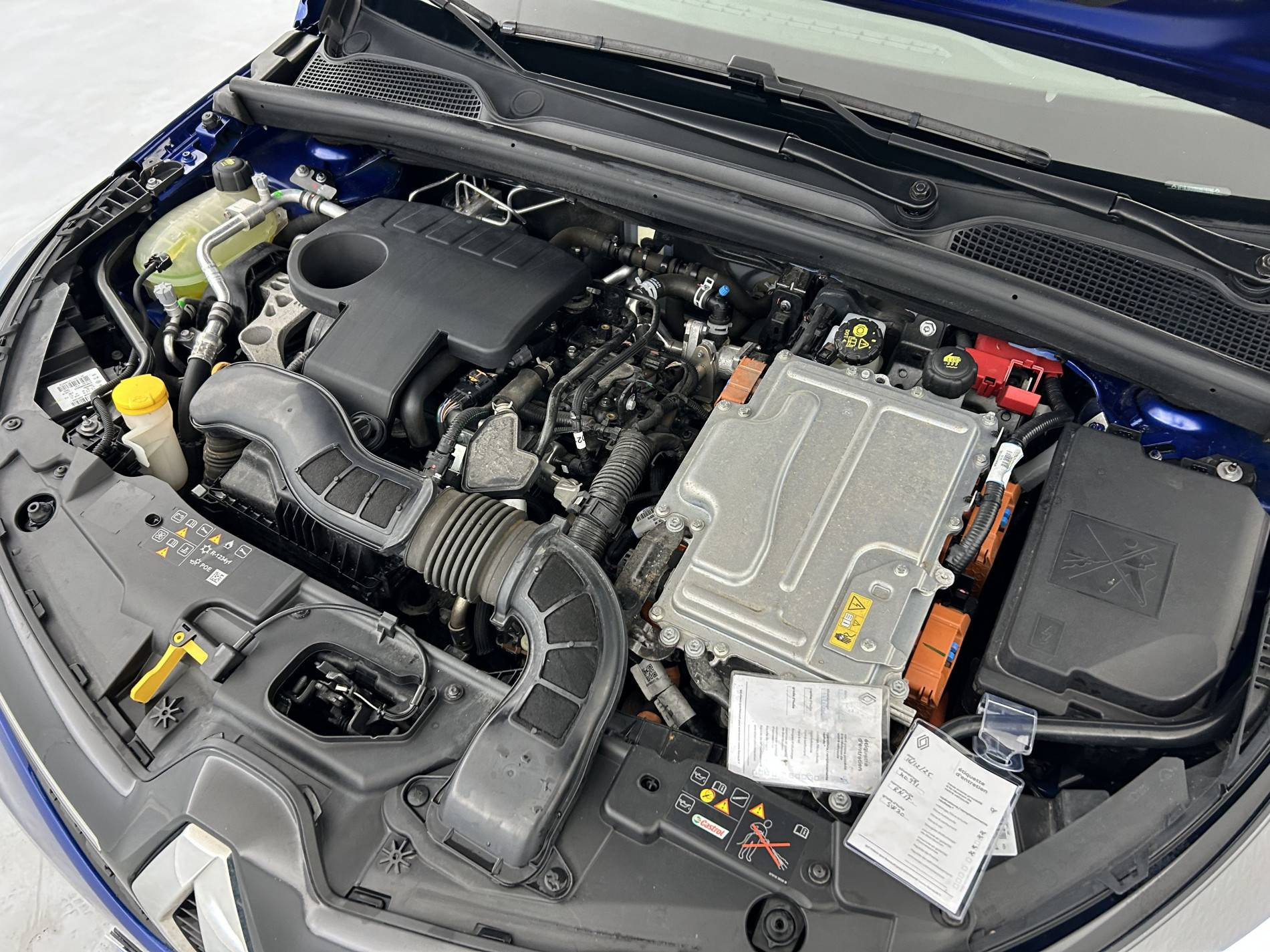 Vente en ligne Renault Clio 5 Clio E-Tech 140 - 21N au prix de 16 700 €