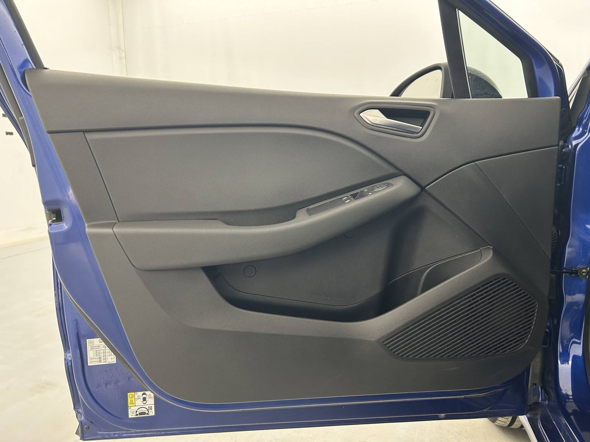 Vente en ligne Renault Clio 5 Clio TCe 90 au prix de 14 350 €