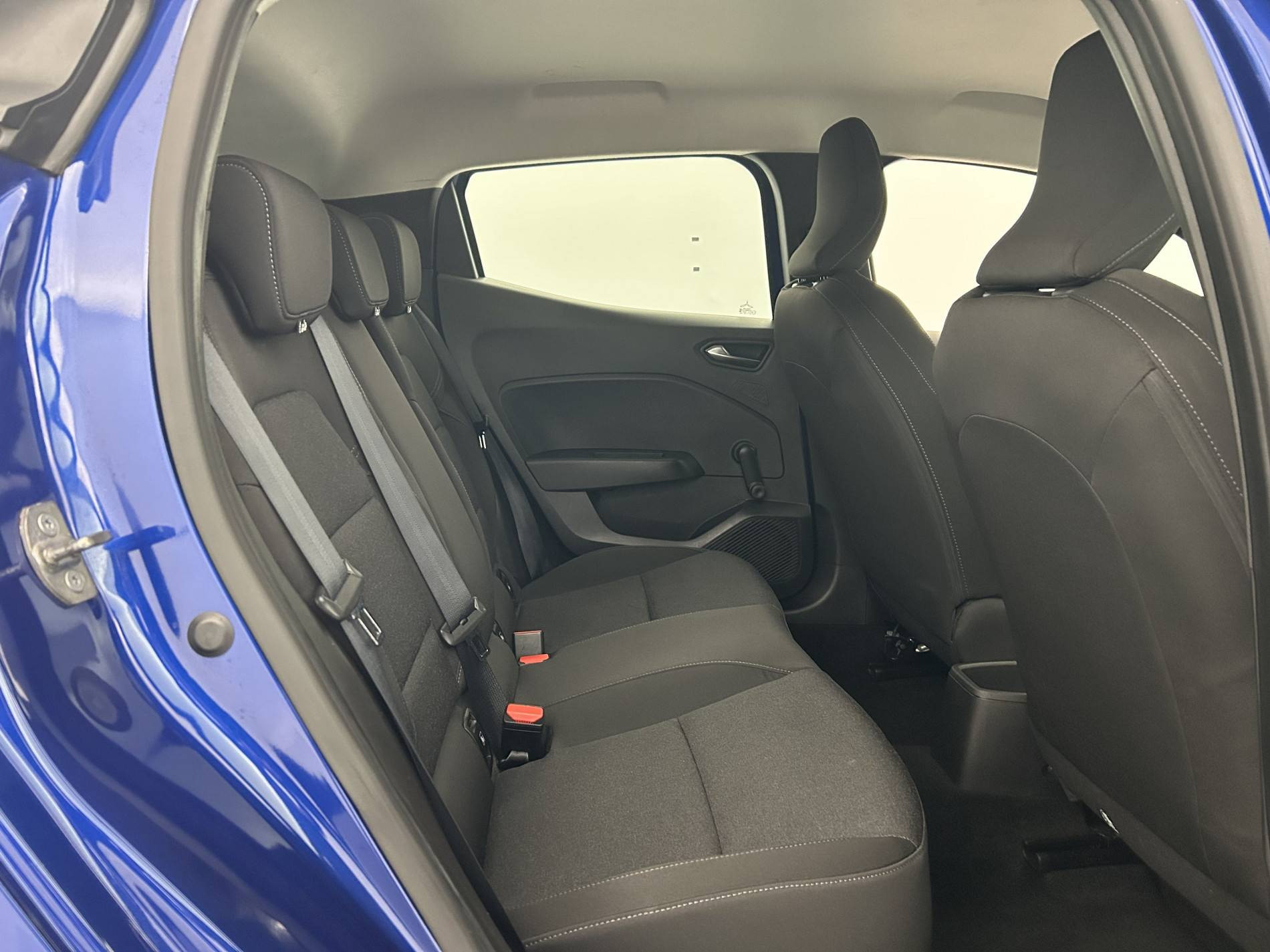 Vente en ligne Renault Clio 5 Clio TCe 90 au prix de 14 350 €