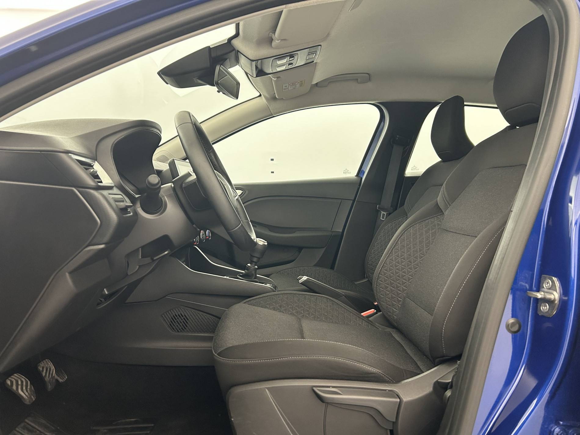 Vente en ligne Renault Clio 5 Clio TCe 90 au prix de 14 350 €