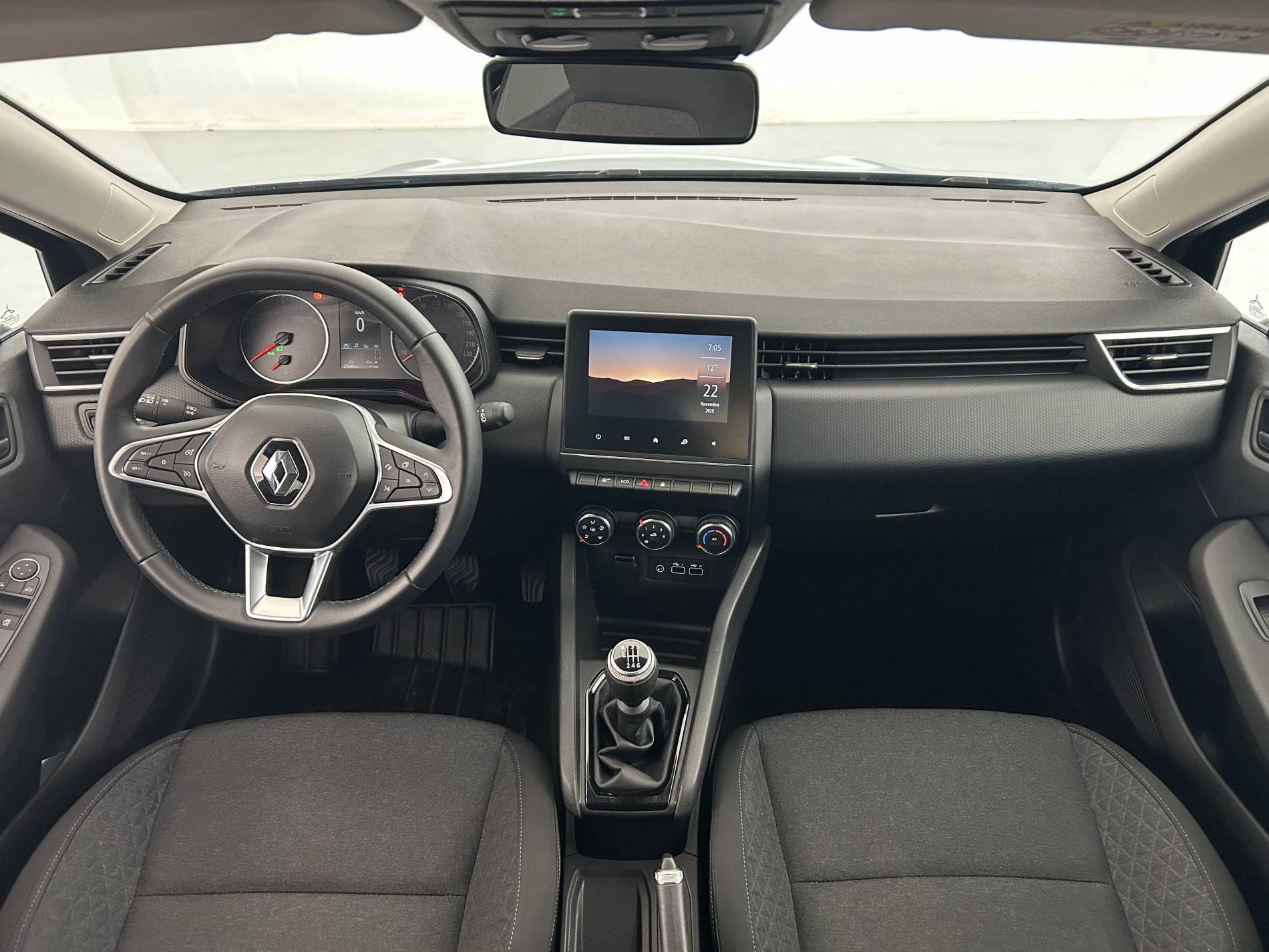 Vente en ligne Renault Clio 5 Clio TCe 90 au prix de 14 350 €