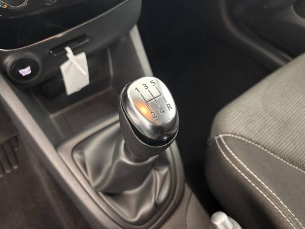 Vente en ligne Renault Clio 4 Clio dCi 75 Energy au prix de 10 500 €