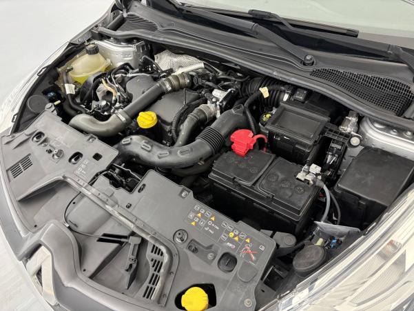 Vente en ligne Renault Clio 4 Clio dCi 75 Energy au prix de 10 500 €