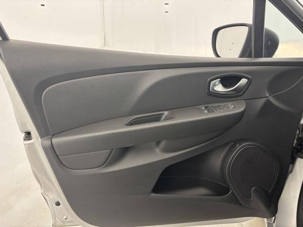 Vente en ligne Renault Clio 4 Clio dCi 75 Energy au prix de 10 500 €