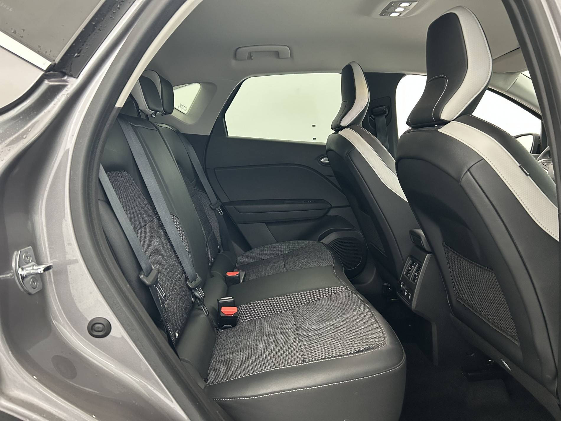 Vente en ligne Renault Captur  E-Tech Plug-in 160 au prix de 17 390 €