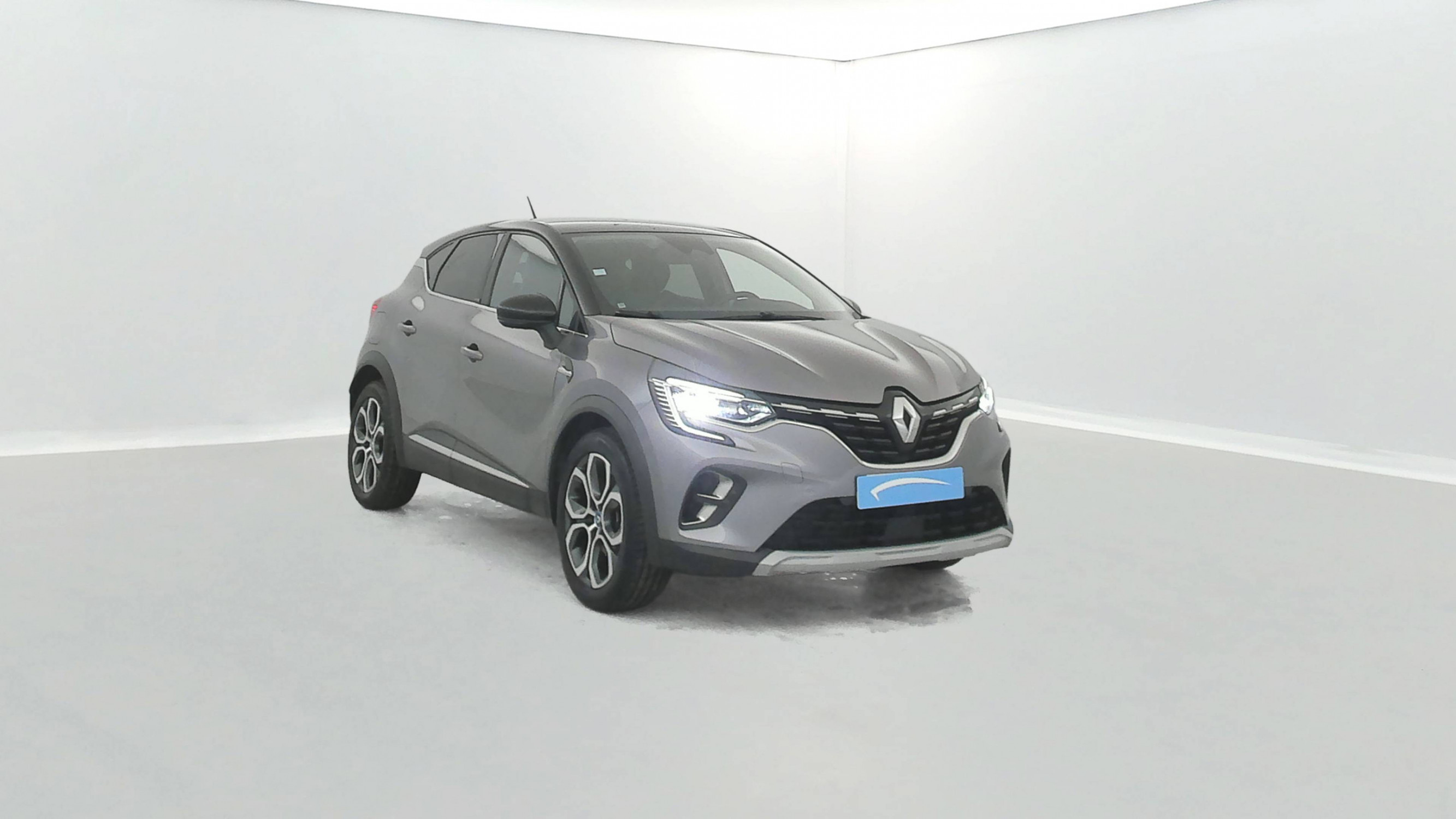 Vente en ligne Renault Captur  E-Tech Plug-in 160 au prix de 17 390 €