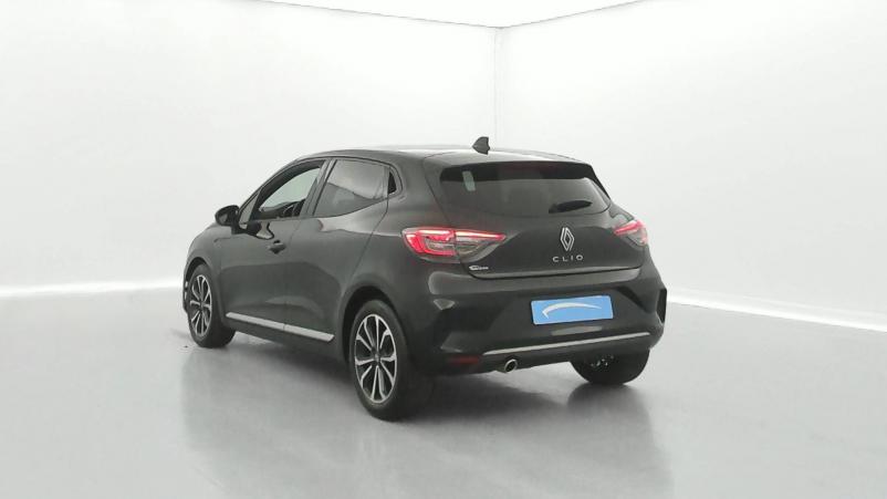 Vente en ligne Renault Clio 5 Clio TCe 90 au prix de 17 990 €