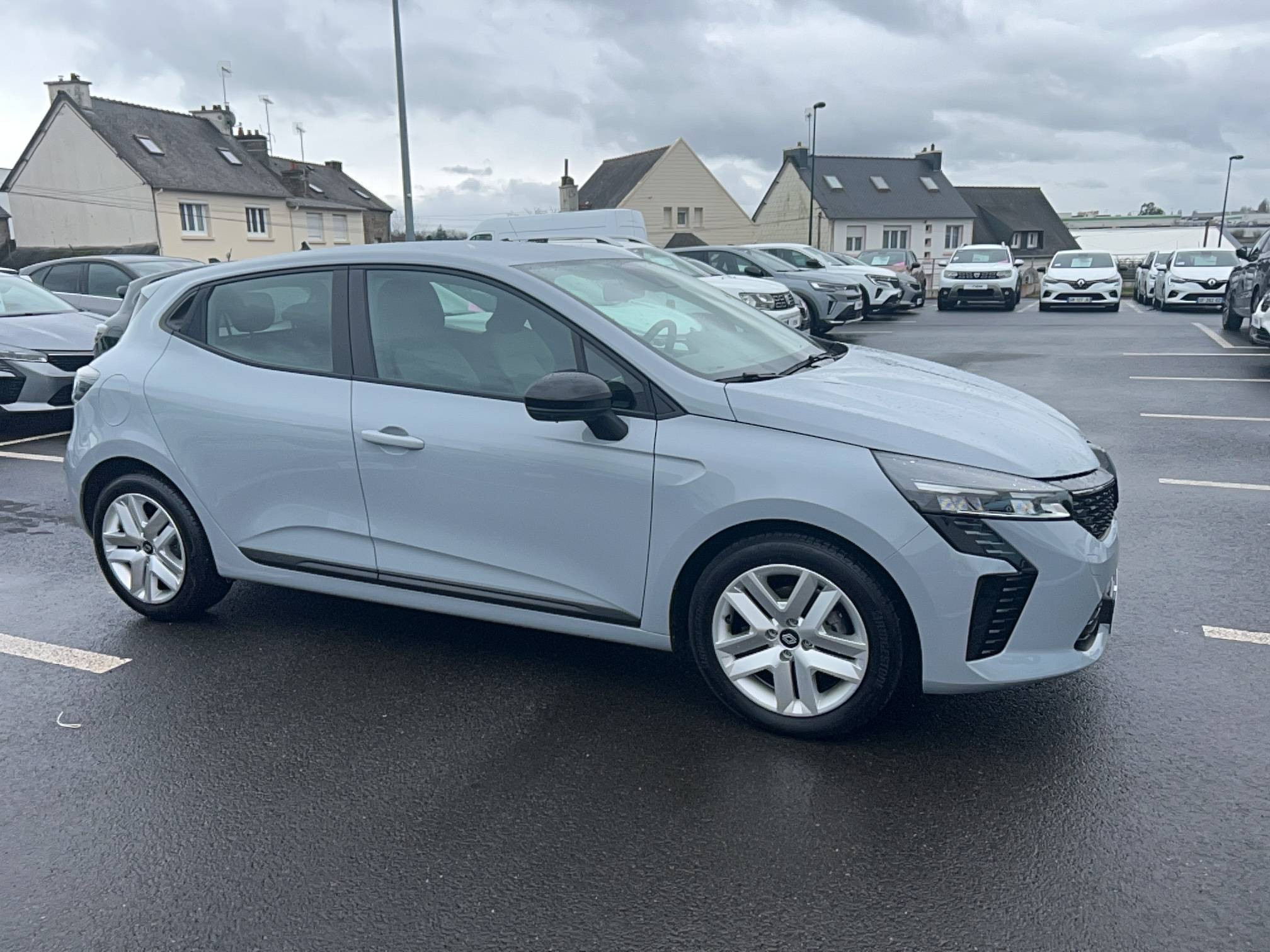 Vente en ligne Renault Clio 5 Clio TCe 90 ch GSR2 au prix de 15 700 €