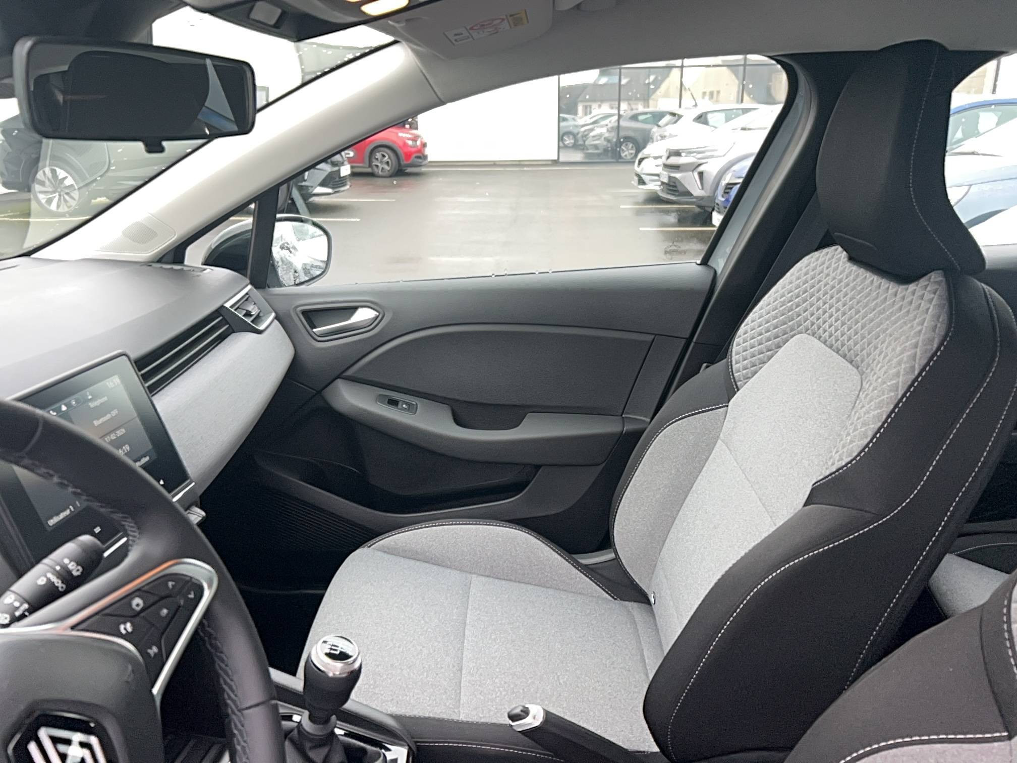 Vente en ligne Renault Clio 5 Clio TCe 90 ch GSR2 au prix de 15 700 €