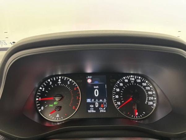 Vente en ligne Renault Arkana  mild hybrid 140 EDC FAP - 22 au prix de 20 500 €