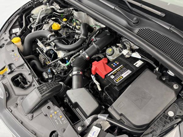 Vente en ligne Renault Clio 5 Clio TCe 100 au prix de 13 650 €