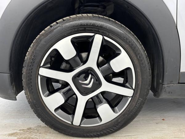 Vente en ligne Citroën C4 Cactus  BlueHDi 100 S&S BVM6 au prix de 11 990 €