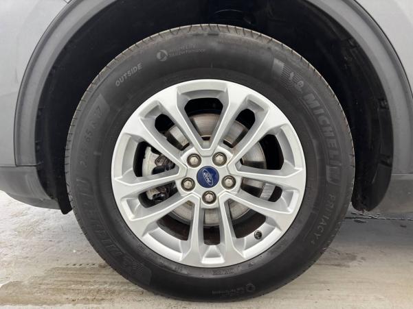 Vente en ligne Ford Kuga  2.5 Duratec 190 ch FlexiFuel FHEV E85 Powershift au prix de 19 990 €