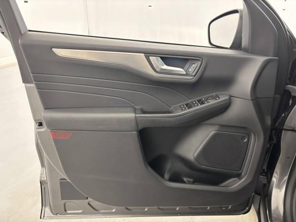 Vente en ligne Ford Kuga  2.5 Duratec 190 ch FlexiFuel FHEV E85 Powershift au prix de 19 990 €