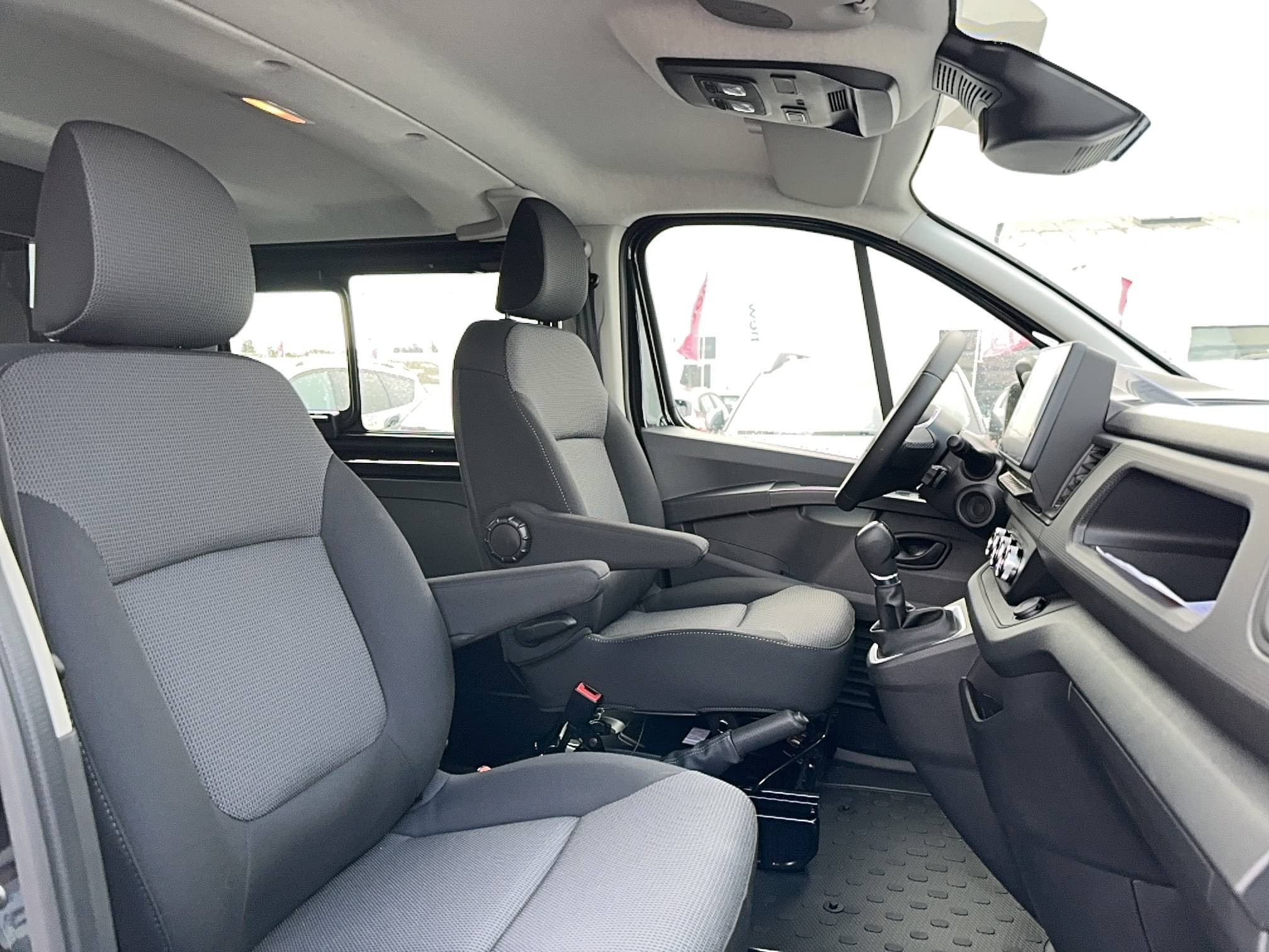 Vente en ligne Renault Trafic Cabine Approfondie TRAFIC E-TECH ELECTRIQUE CA L2H1 3T AC7/DC50 au prix de 56 890 €