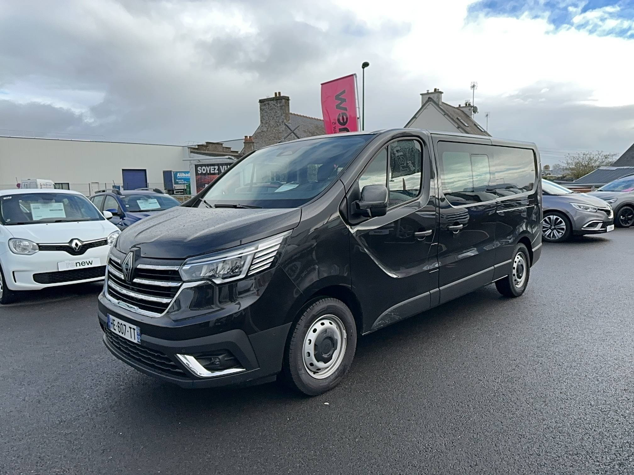 Renault Trafic Cabine Approfondie TRAFIC E-TECH ELECTRIQUE CA L2H1 3T AC7/DC50 occasion de 2025 en vente à Saint-Brieuc