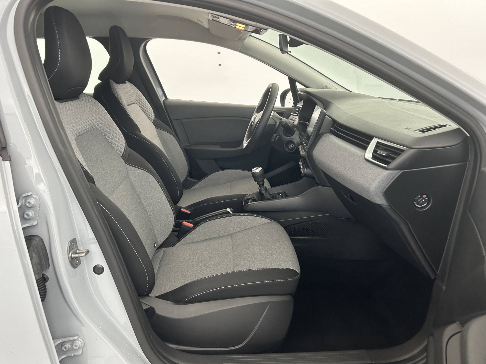 Vente en ligne Renault Clio 5 Clio TCe 90 au prix de 15 900 €