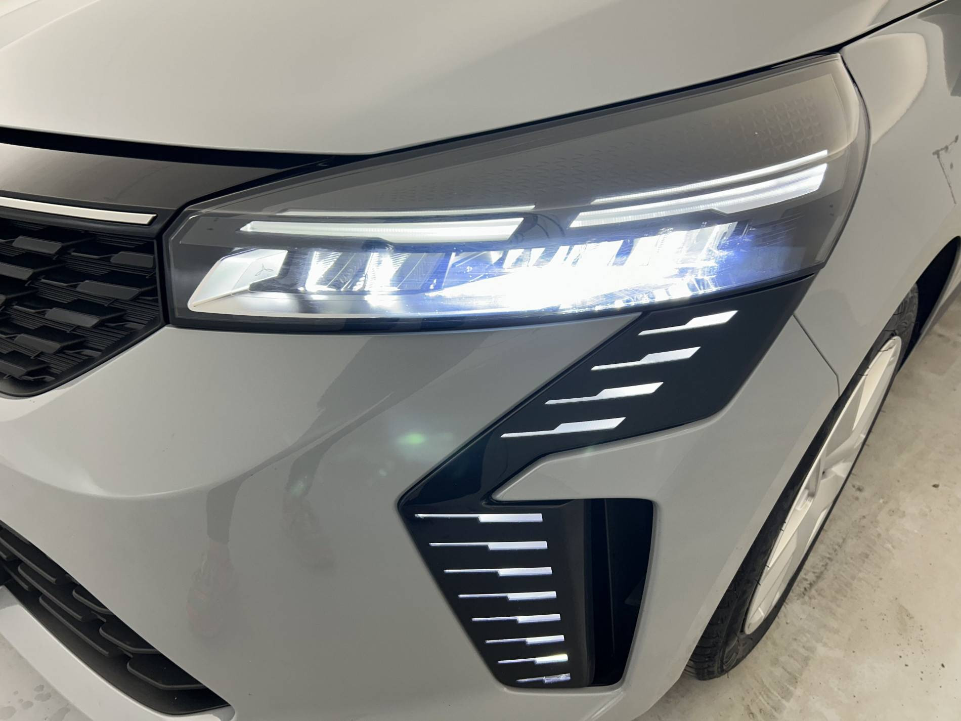 Vente en ligne Renault Clio 5 Clio TCe 90 au prix de 15 900 €