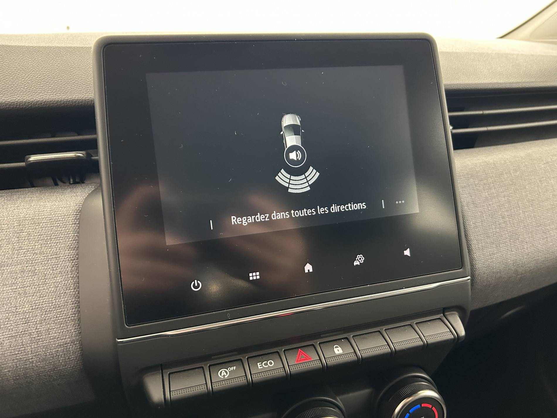 Vente en ligne Renault Clio 5 Clio TCe 90 au prix de 15 900 €