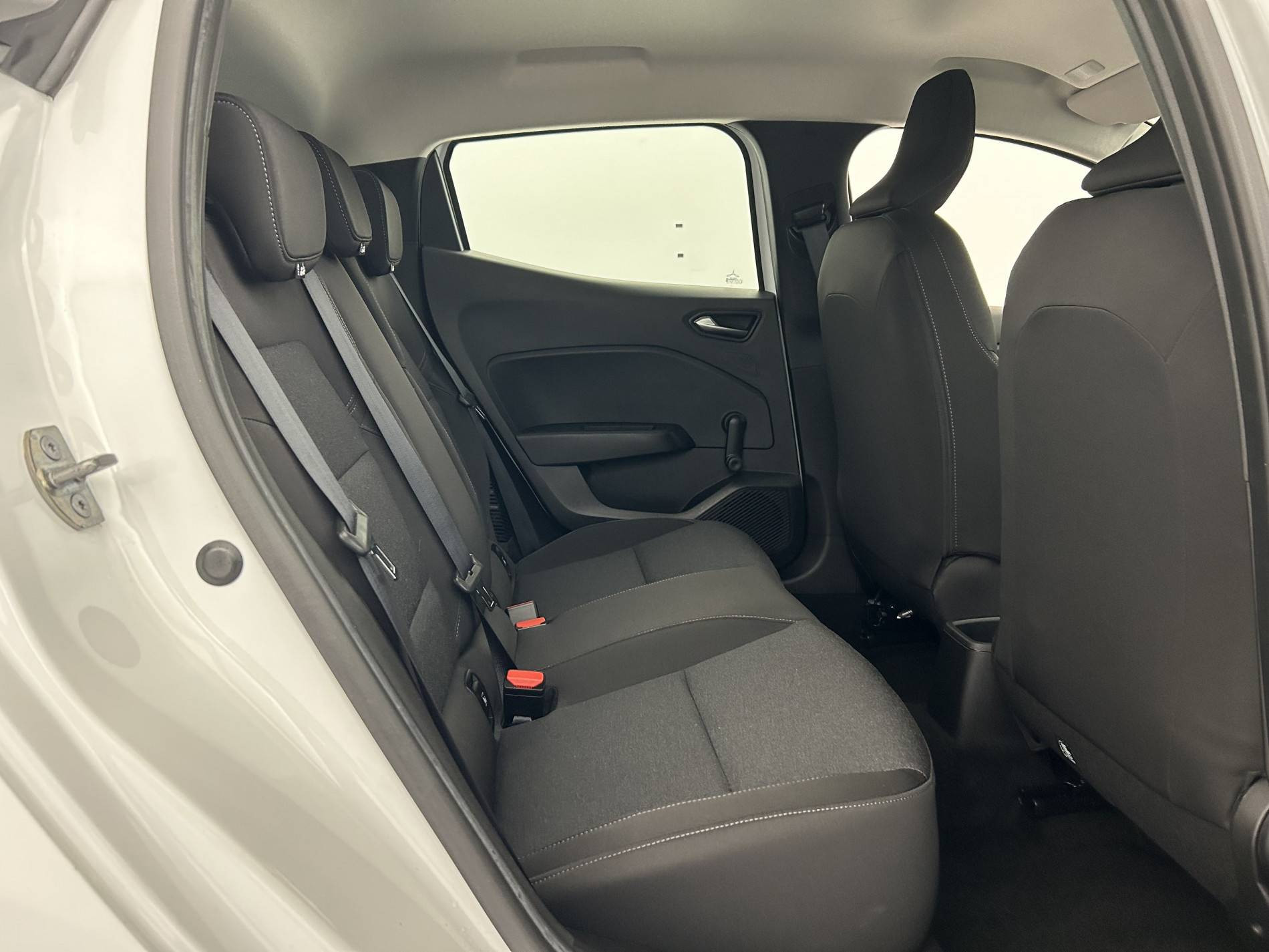 Vente en ligne Renault Clio 5 Clio E-Tech full hybrid 145 au prix de 17 850 €