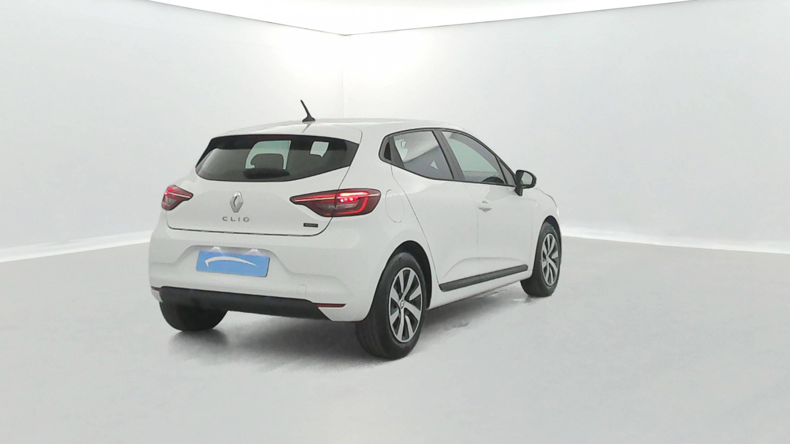 Vente en ligne Renault Clio 5 Clio E-Tech full hybrid 145 au prix de 17 850 €