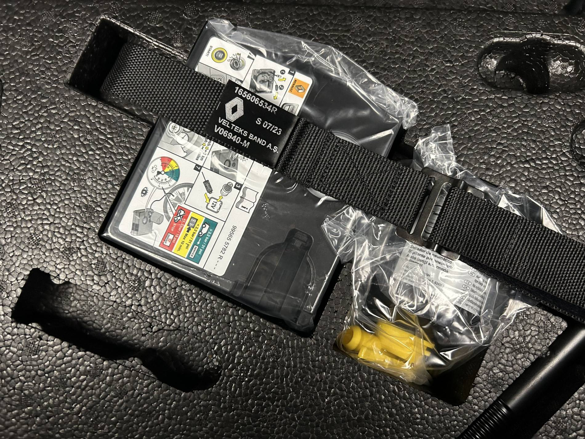 Vente en ligne Renault Clio 5 Clio E-Tech full hybrid 145 au prix de 17 850 €