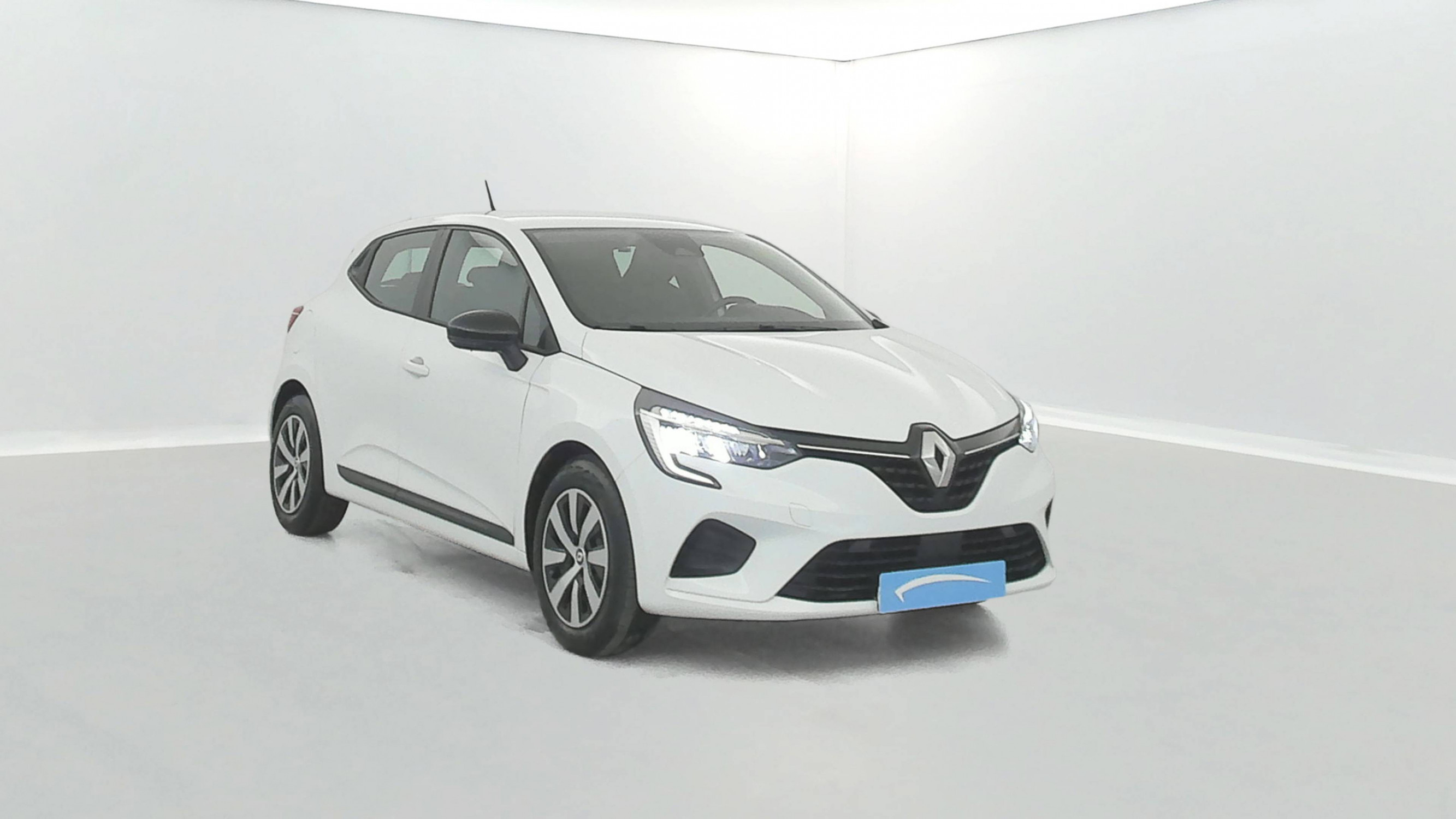 Vente en ligne Renault Clio 5 Clio E-Tech full hybrid 145 au prix de 17 850 €
